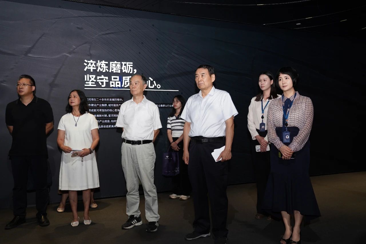 1692952536619693.jpg 1692952536619693.jpg