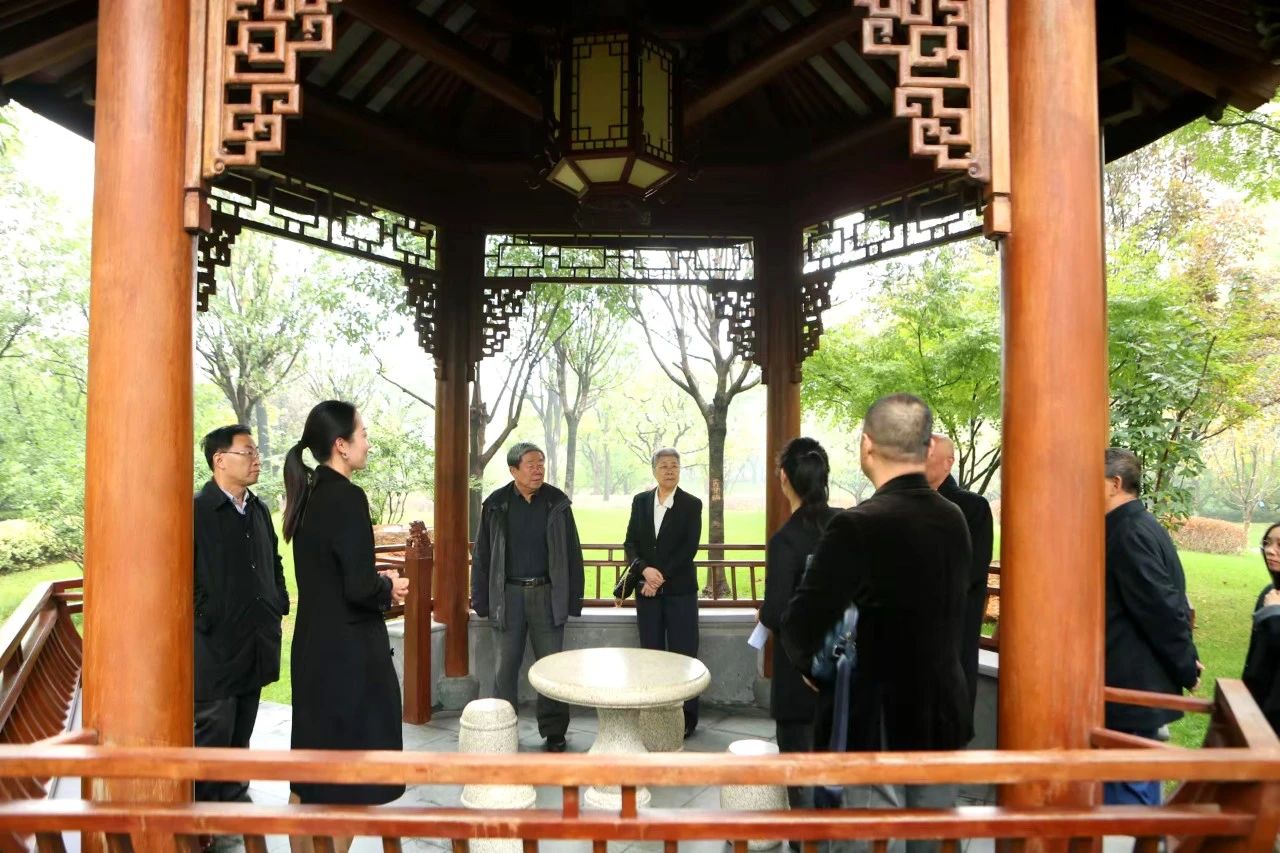 1731656536767140.jpg 1731656536767140.jpg