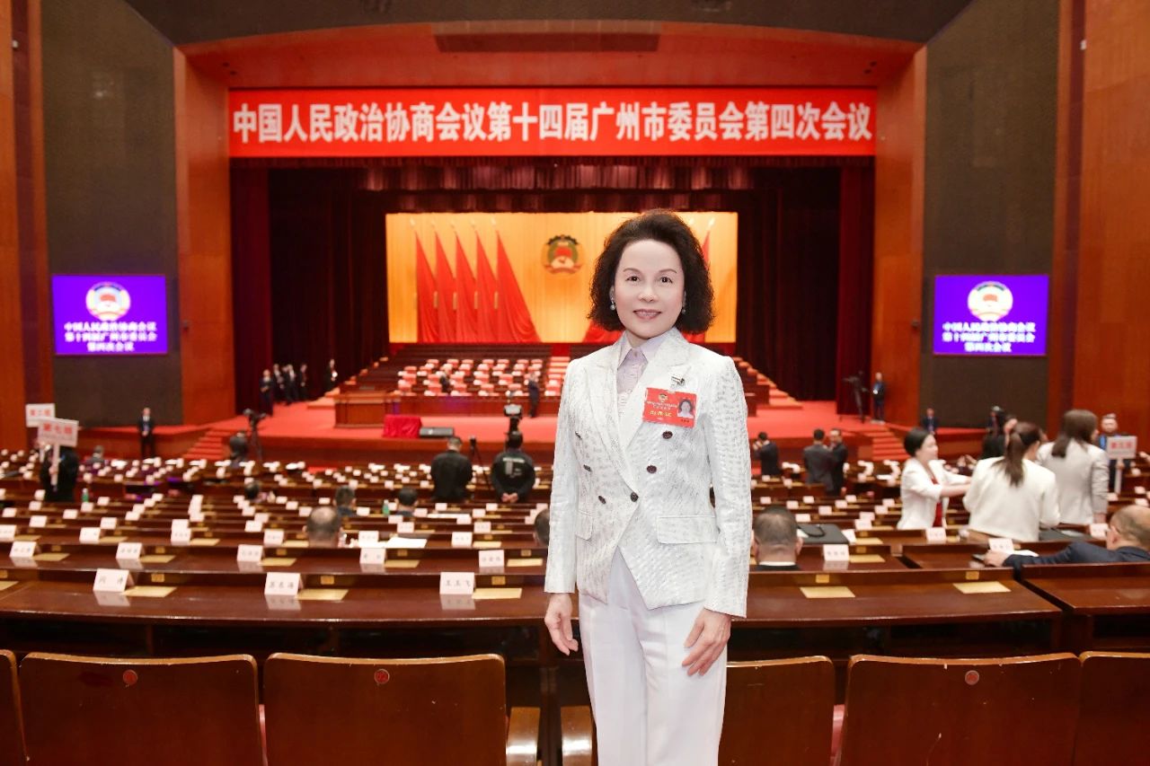 1744080125894731.jpg 1744080125894731.jpg